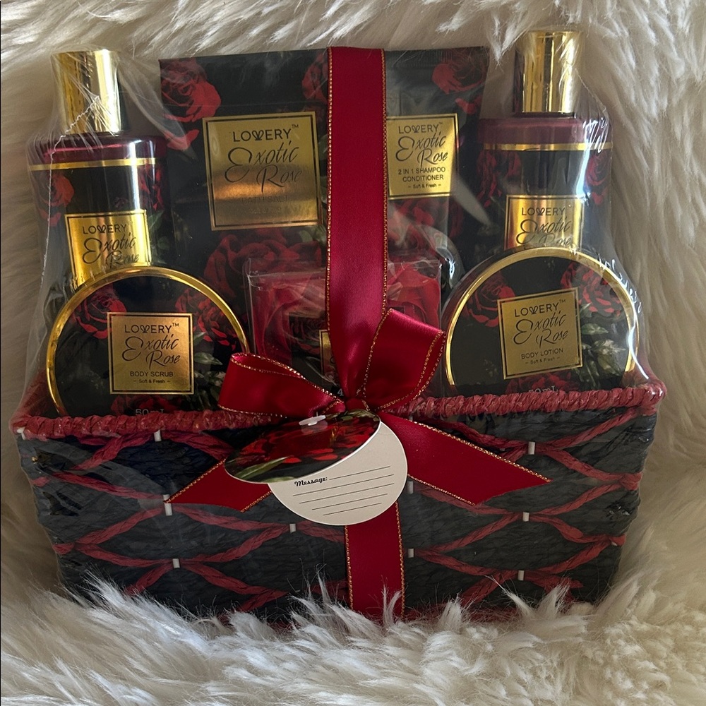 Lovery Exotic Rose Bath & Body Set -Great Gift